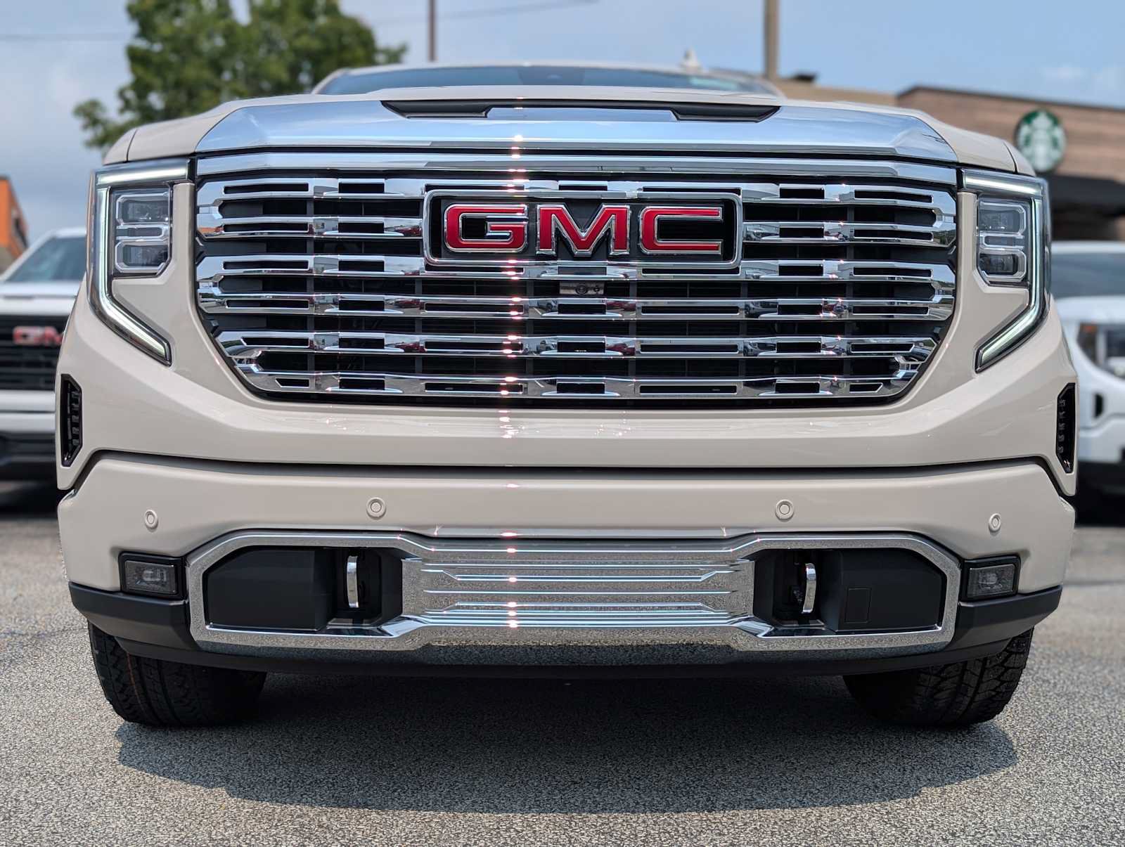 New 2026 GMC Sierra 1500 Denali w/ Technology Package AWD/4WD image 2