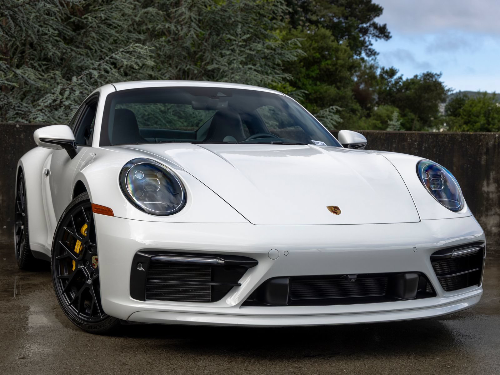 Certified 2024 Porsche 911 Carrera S RWD image 9