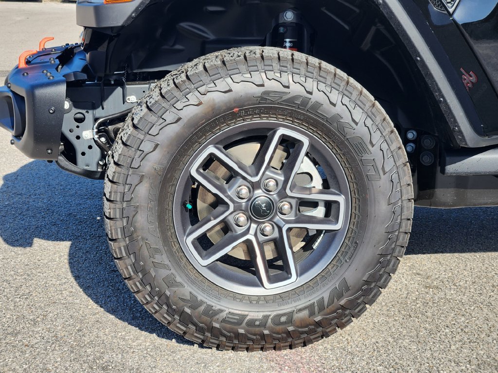 New 2026 Jeep Gladiator Mojave AWD/4WD image 9