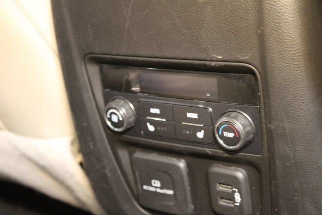 Used 2022 Buick Enclave Avenir w/ Avenir Technology Package AWD/4WD image 15