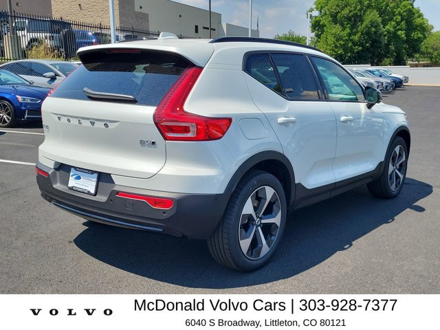 New 2026 Volvo XC40 B5 Plus w/ Protection Package Premier AWD/4WD image 5
