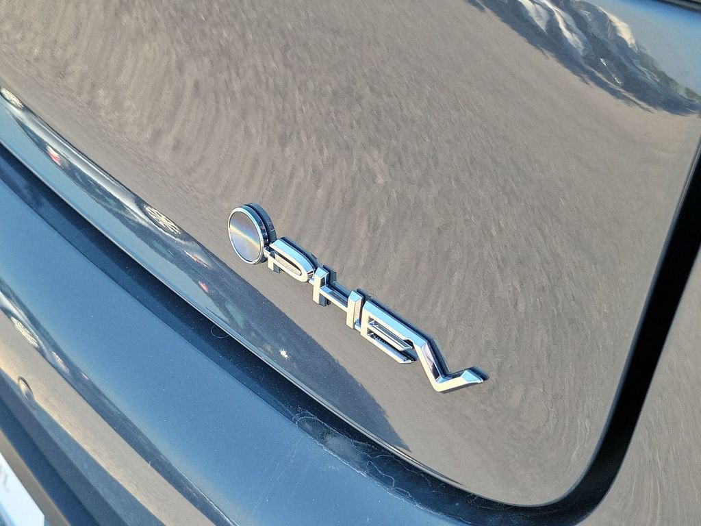 New 2026 Toyota Prius Plug-In Hybrid image 39