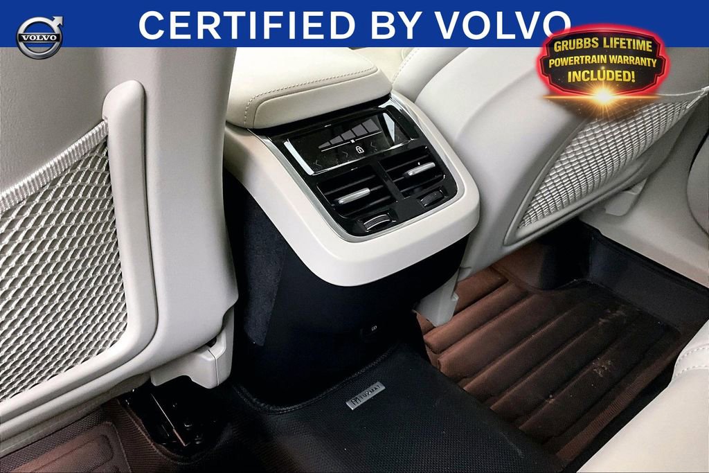 Used 2023 Volvo XC60 B5 Ultimate AWD/4WD image 31