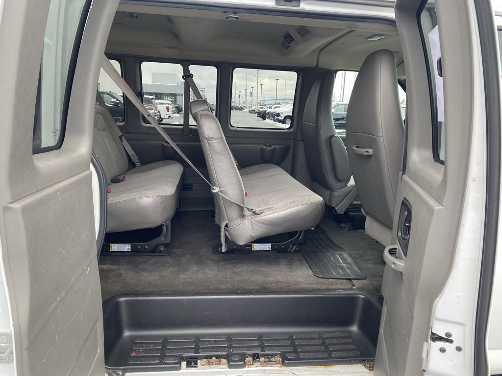 Used 2015 Chevrolet Express 2500 LT w/ LT Preferred Equipment Group image 20