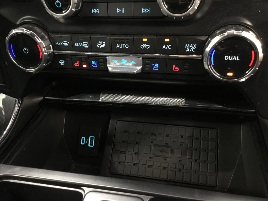 Used 2023 Ford F150 Lariat w/ Equipment Group 502A High image 29