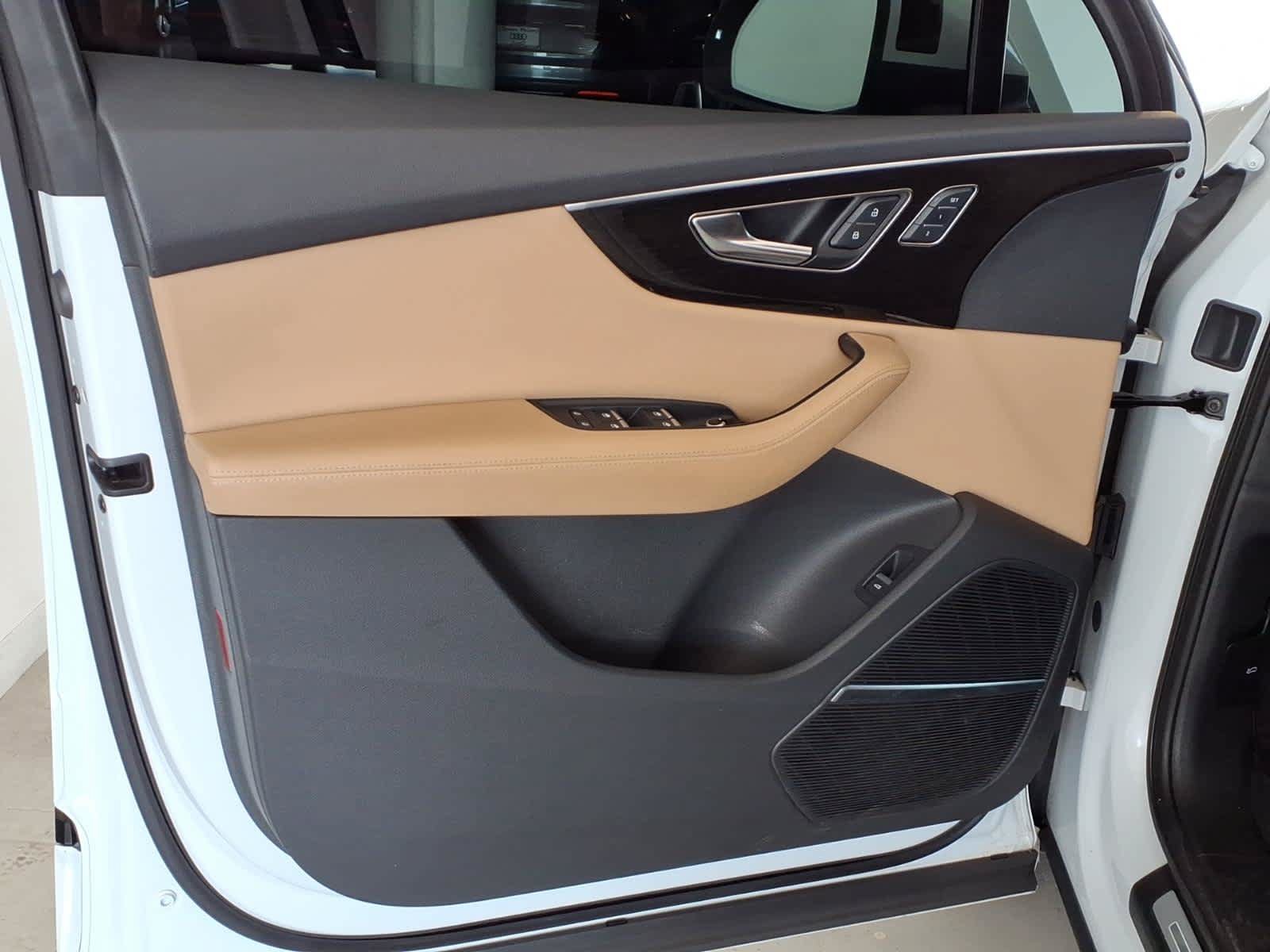 Used 2023 Audi Q7 2.0T Premium Plus w/ Premium Plus Package AWD/4WD image 10