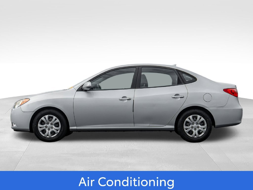 Used 2010 Hyundai Elantra GLS FWD image 4
