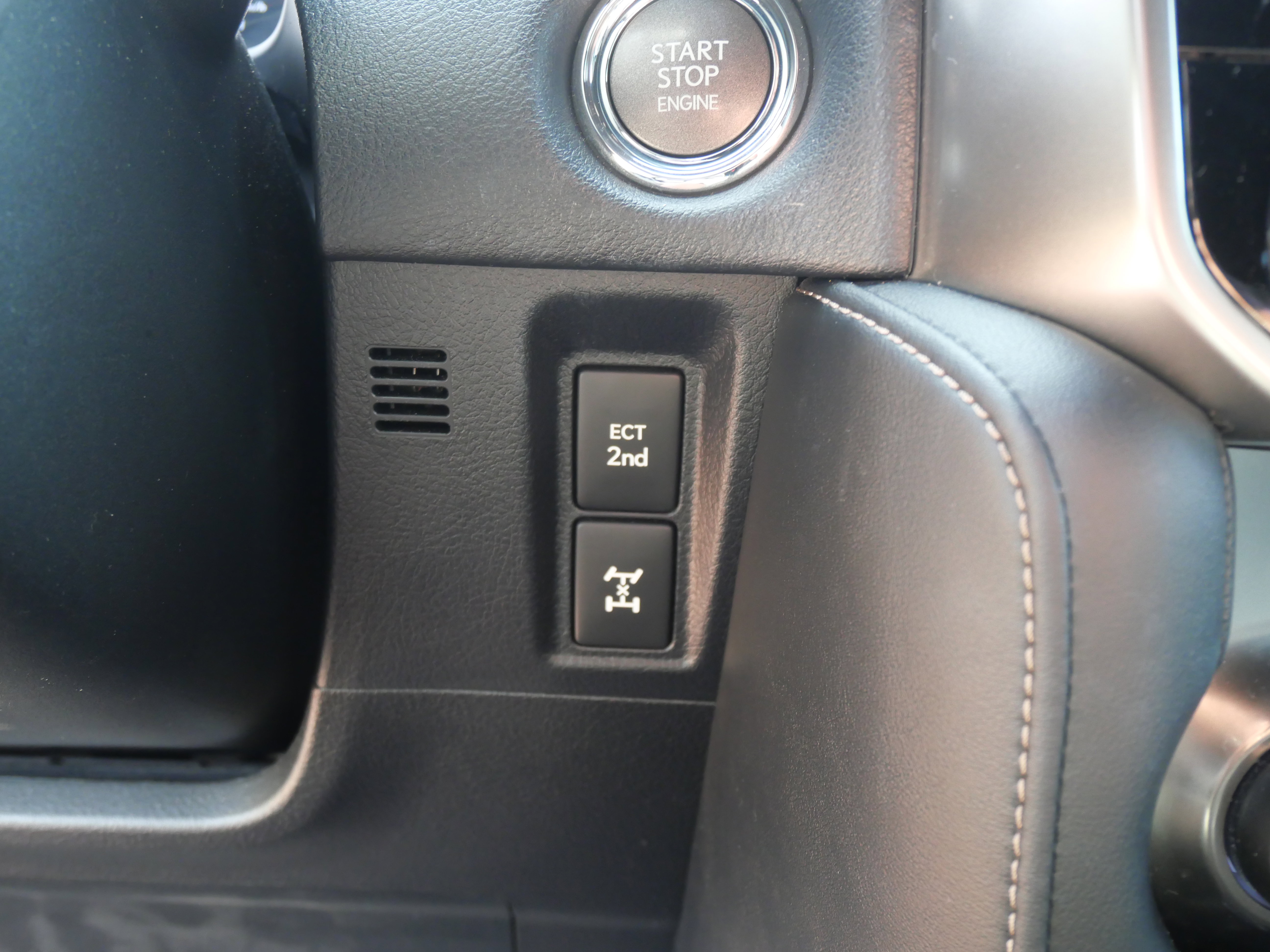 Used 2022 Lexus GX 460 Premium w/ Premium Package image 12