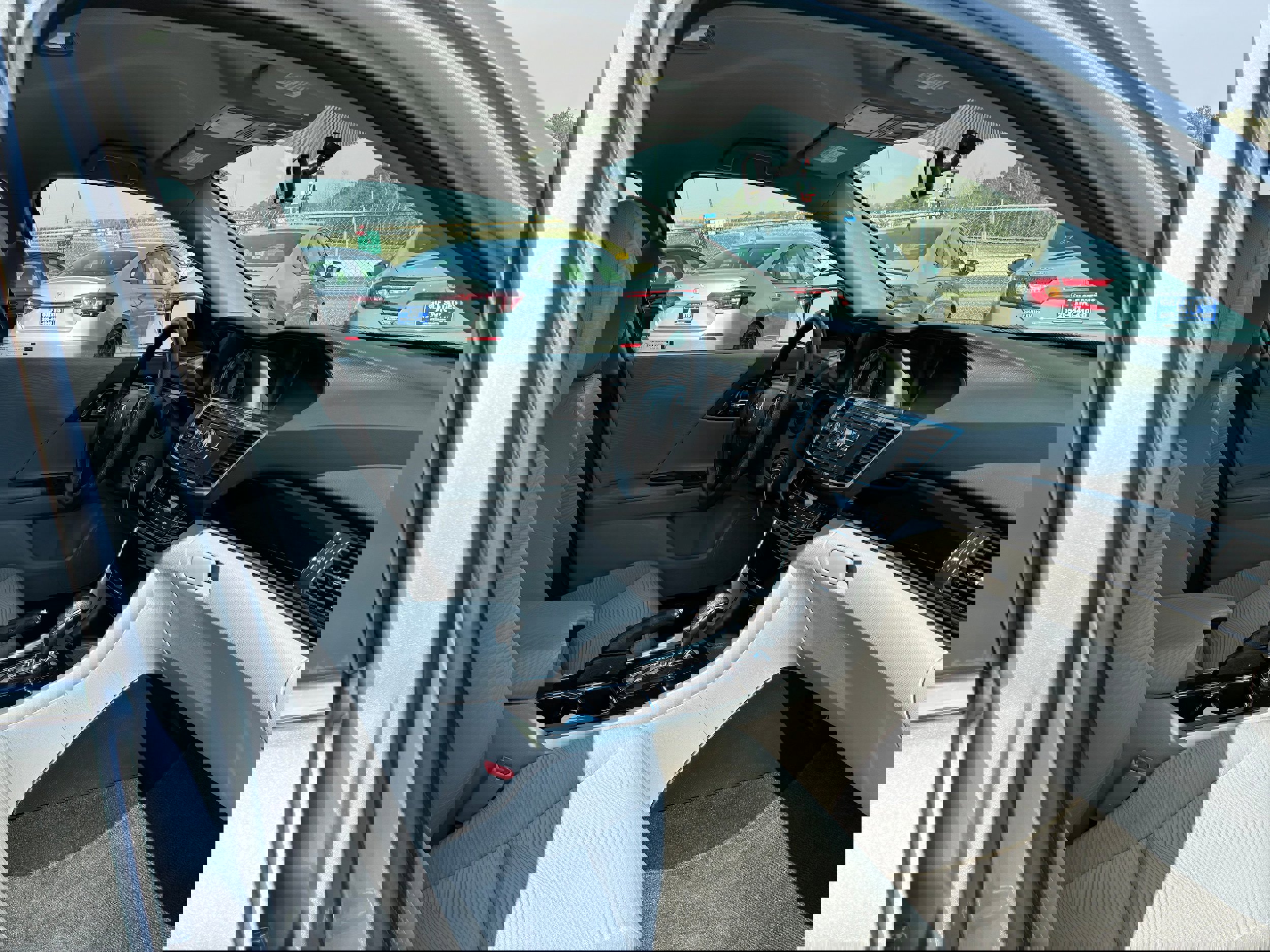 Used 2017 Honda Accord LX image 11