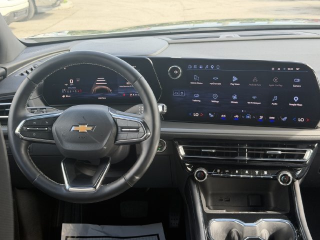 Used 2026 Chevrolet Traverse LT w/ Driver Confidence Package FWD image 28