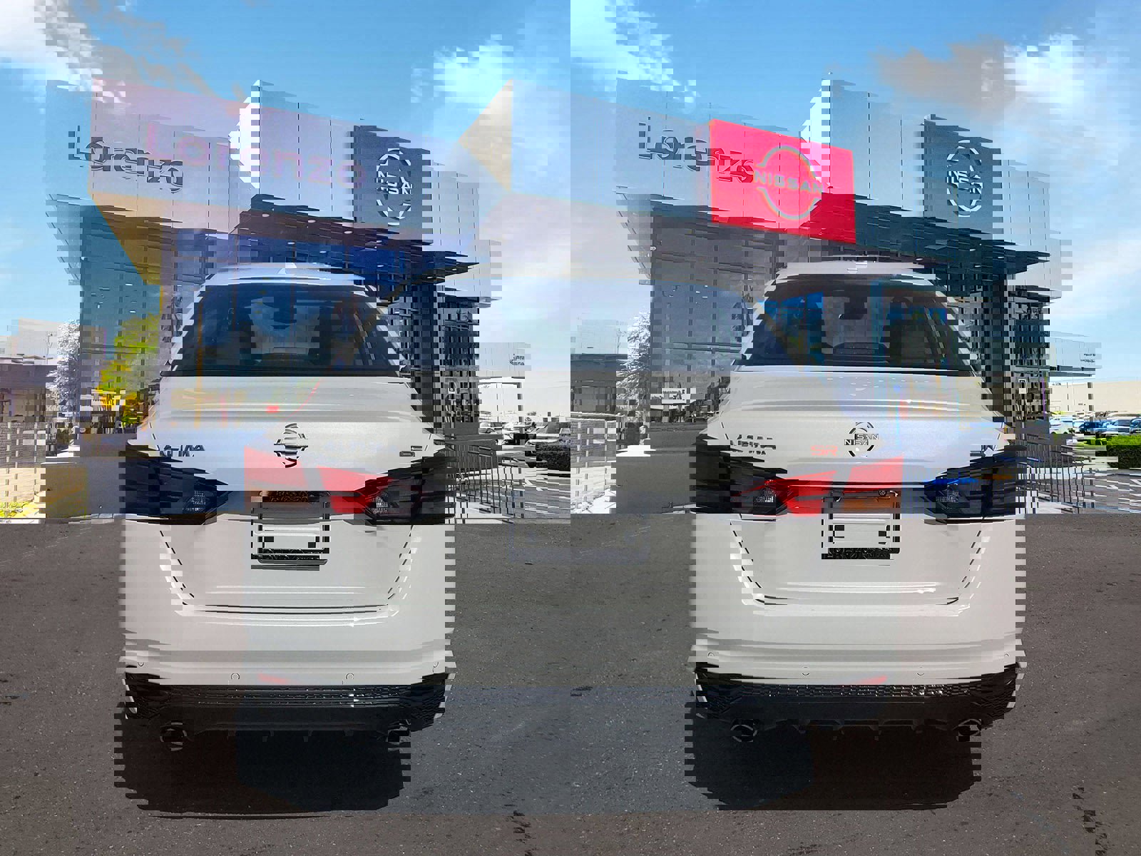 New 2025 Nissan Altima 2.5 SR image 5