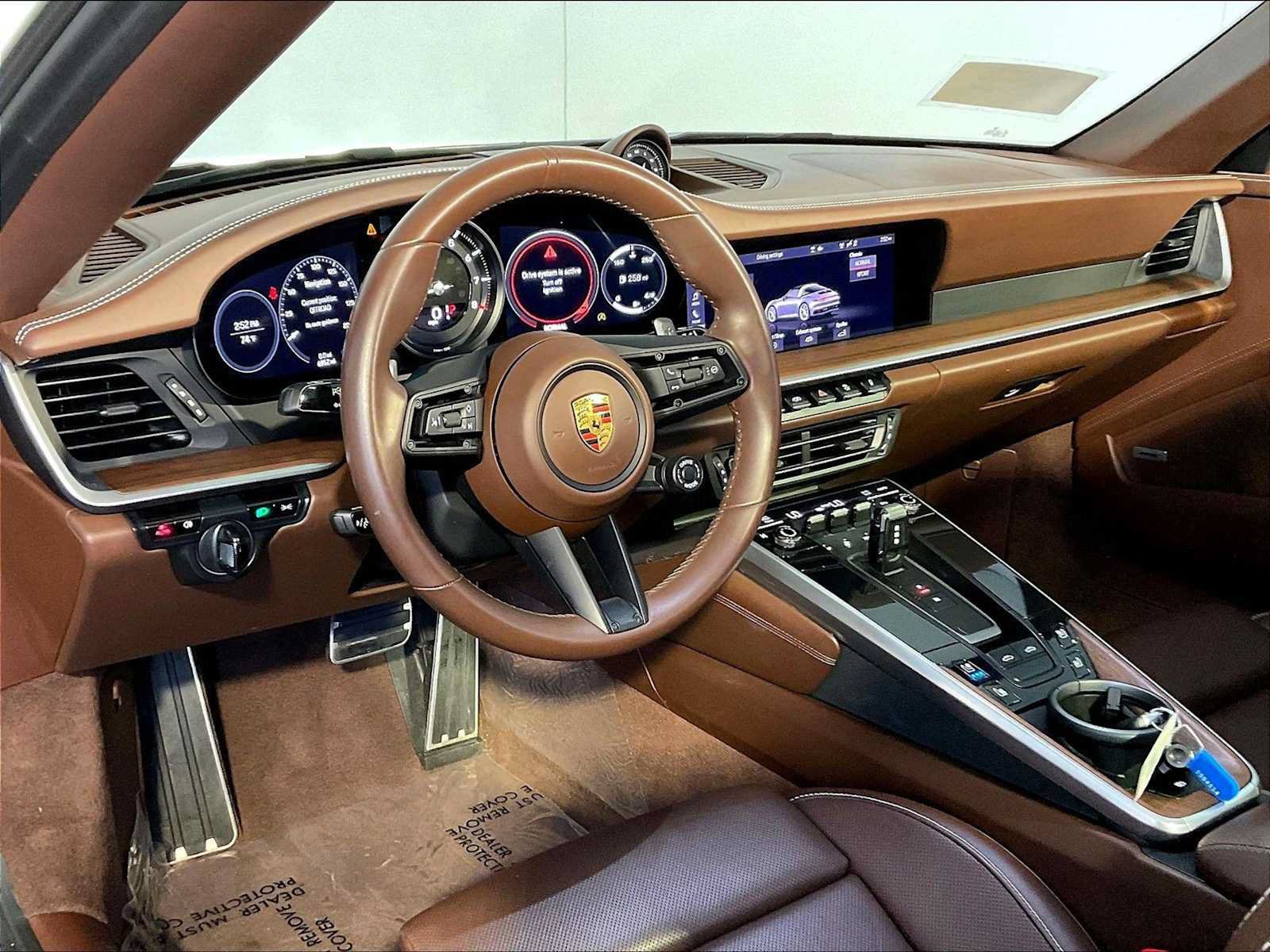 Certified 2021 Porsche 911 Targa 4S AWD/4WD image 4