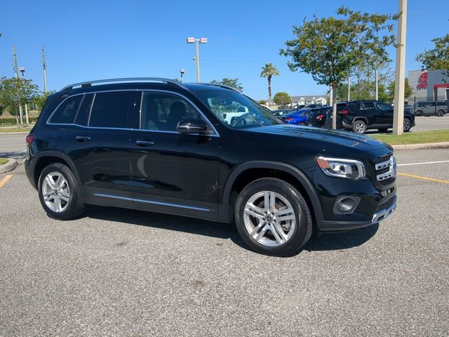 Used 2023 Mercedes-Benz GLB 250 image 2