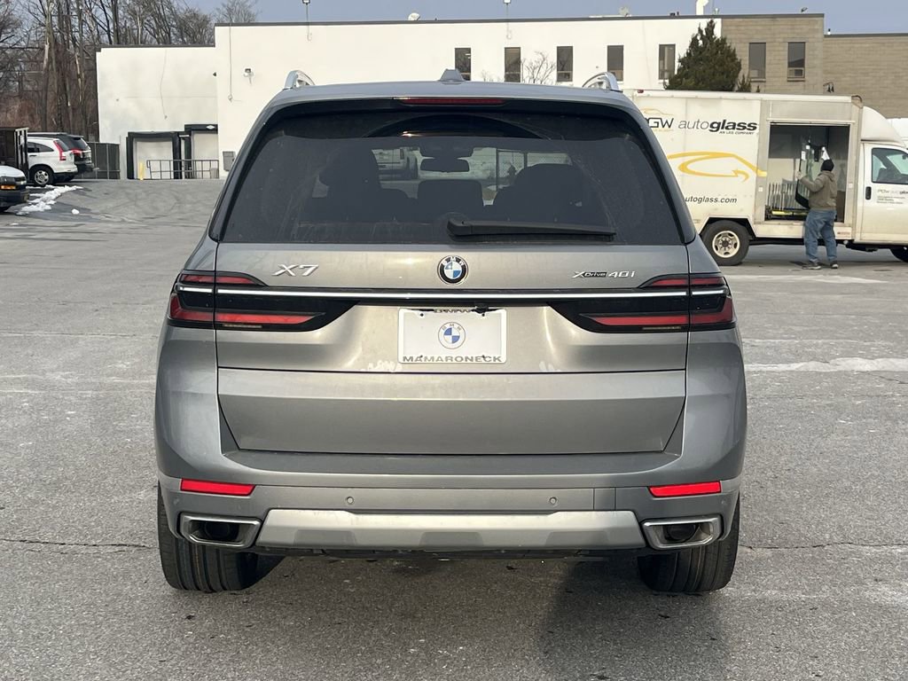 Certified 2024 BMW X7 xDrive40i w/ Premium Package image 24