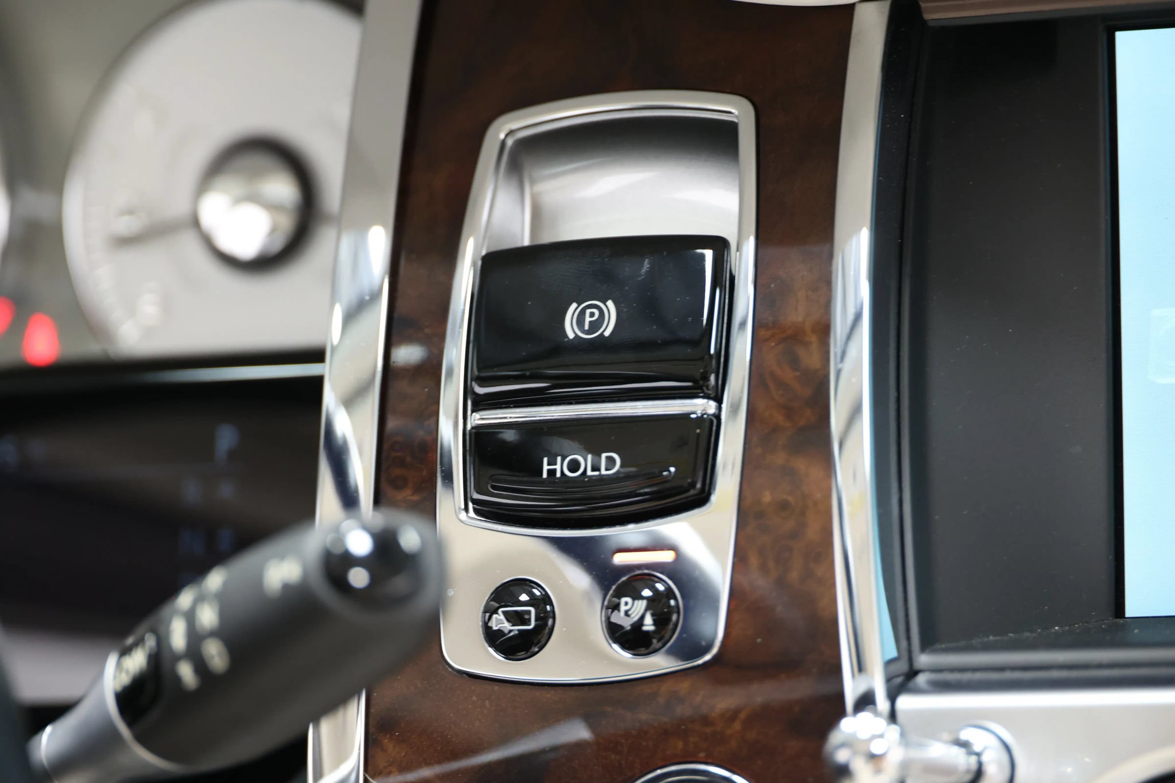 Used 2017 Rolls-Royce Ghost RWD image 45