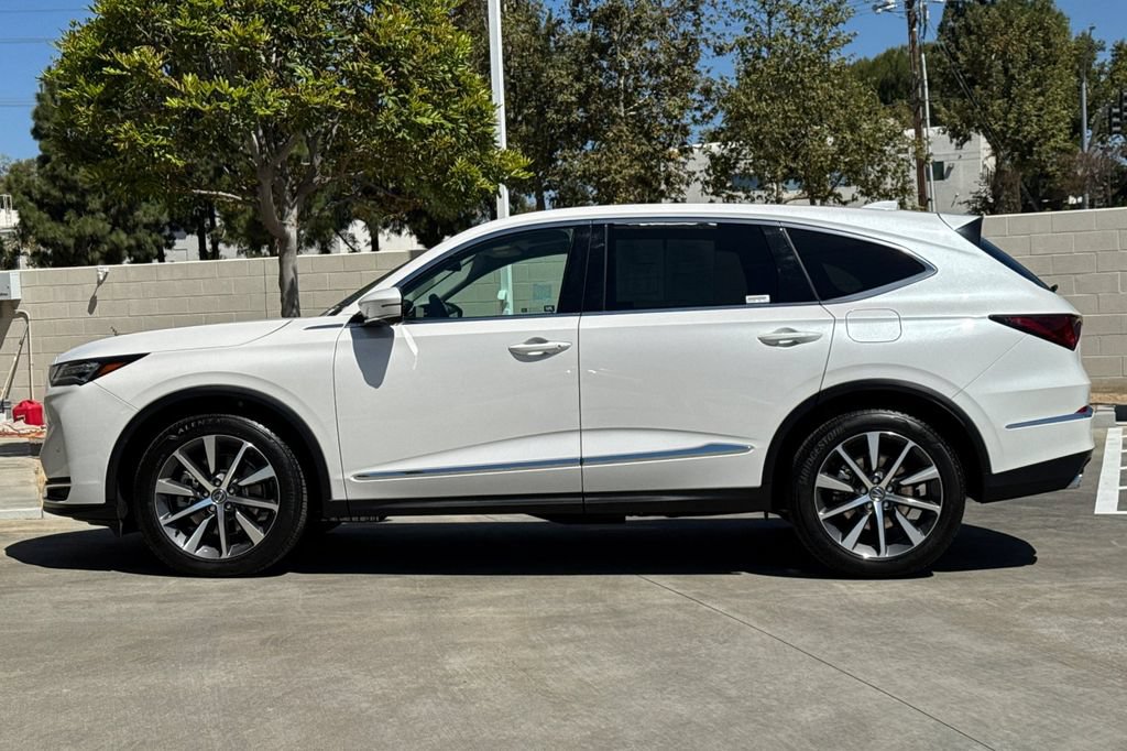 Certified 2026 Acura MDX w/ Technology Package FWD image 10
