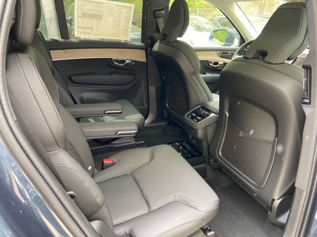 New 2026 Volvo XC90 B5 Plus AWD/4WD image 17