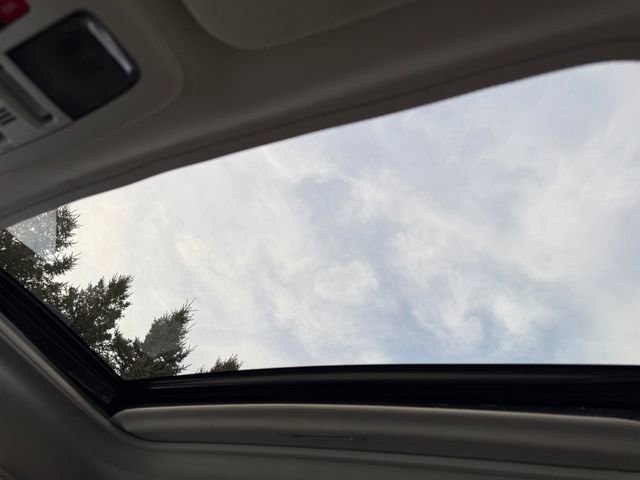 Used 2017 Subaru Outback 2.5i Premium image 14