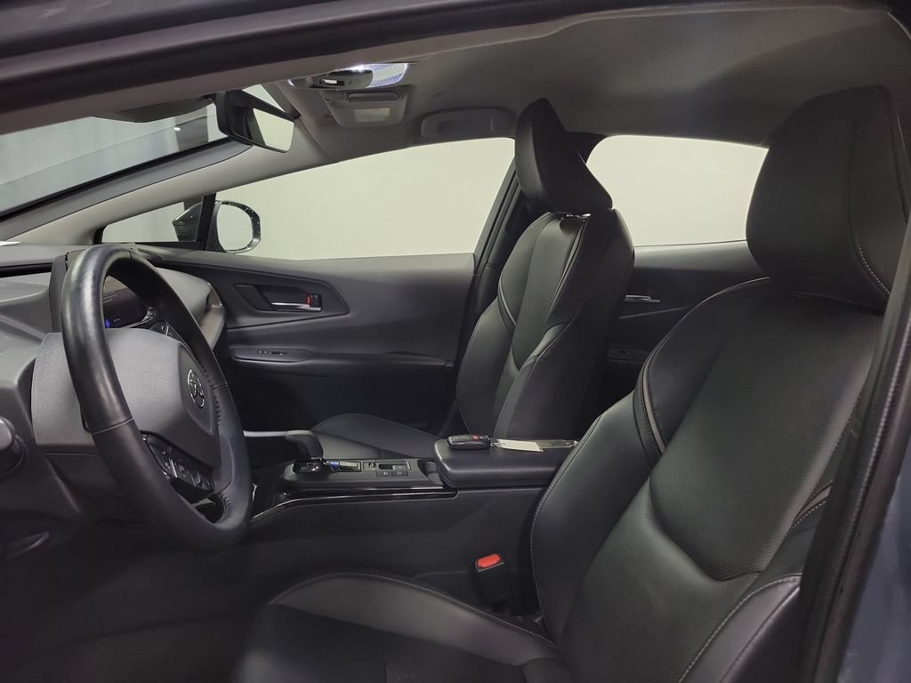 Used 2023 Toyota Prius XLE AWD/4WD image 15