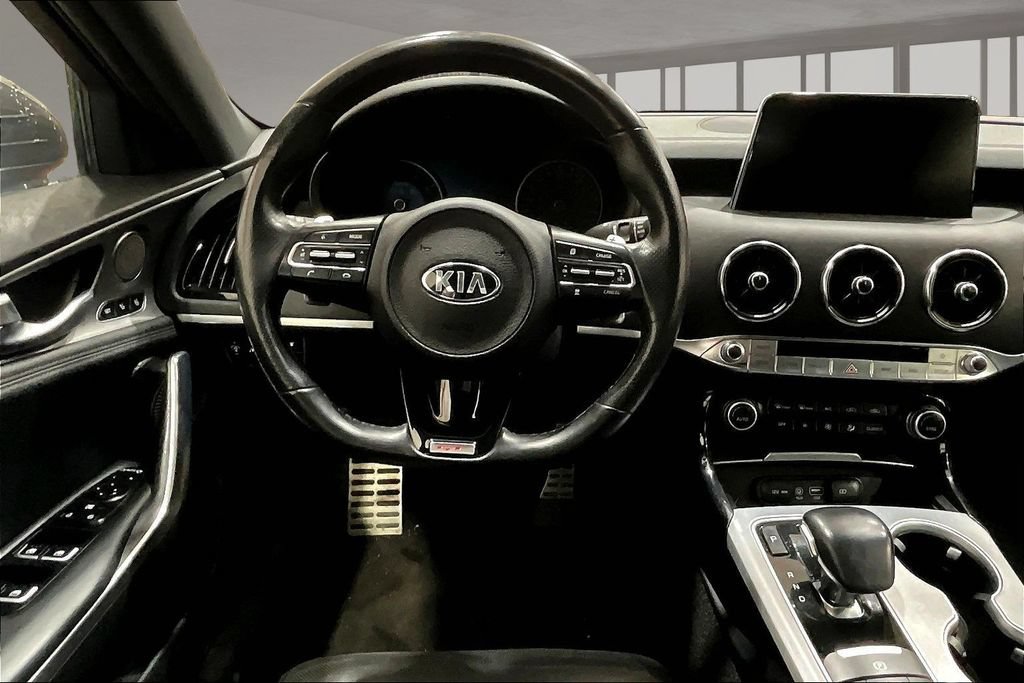 Used 2018 Kia Stinger GT2 AWD/4WD image 6