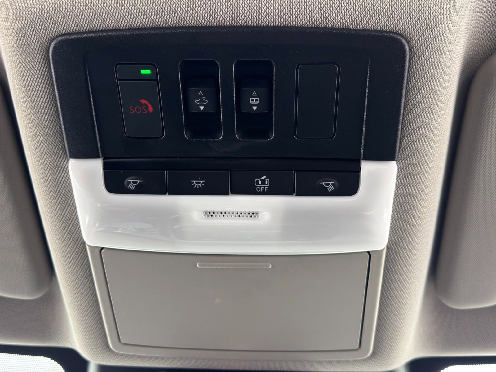 Used 2023 Nissan Rogue SL w/ SL Premium Package FWD image 31