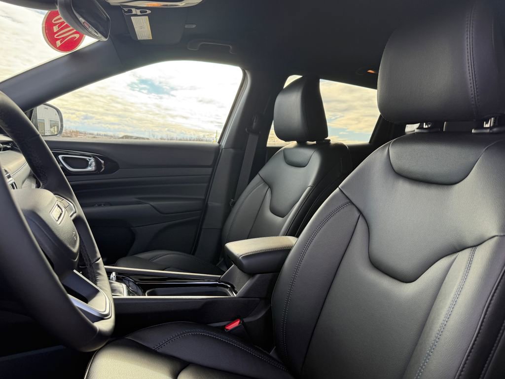 New 2026 Jeep Compass Limited image 23