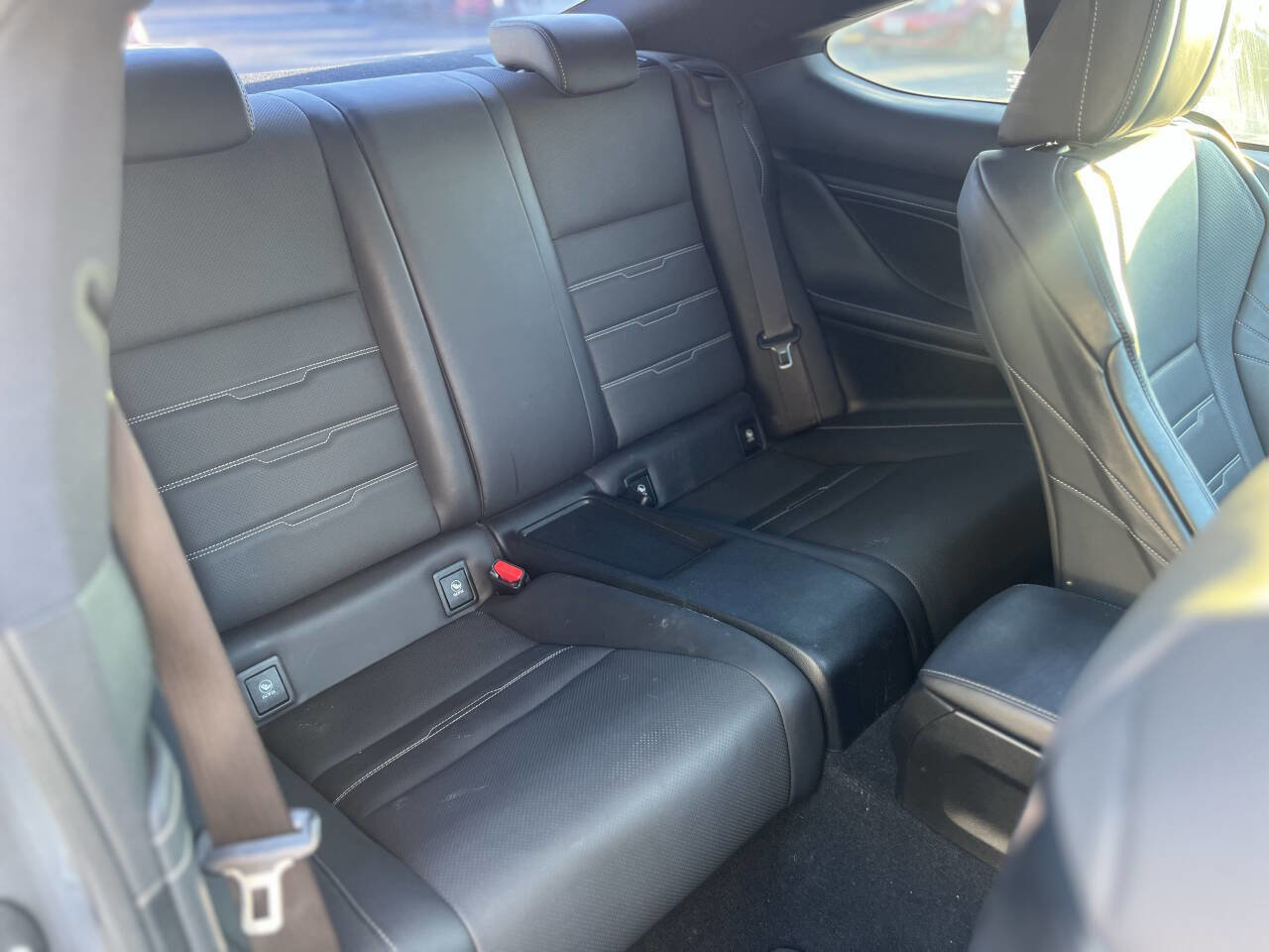 Used 2016 Lexus RC 200t image 16