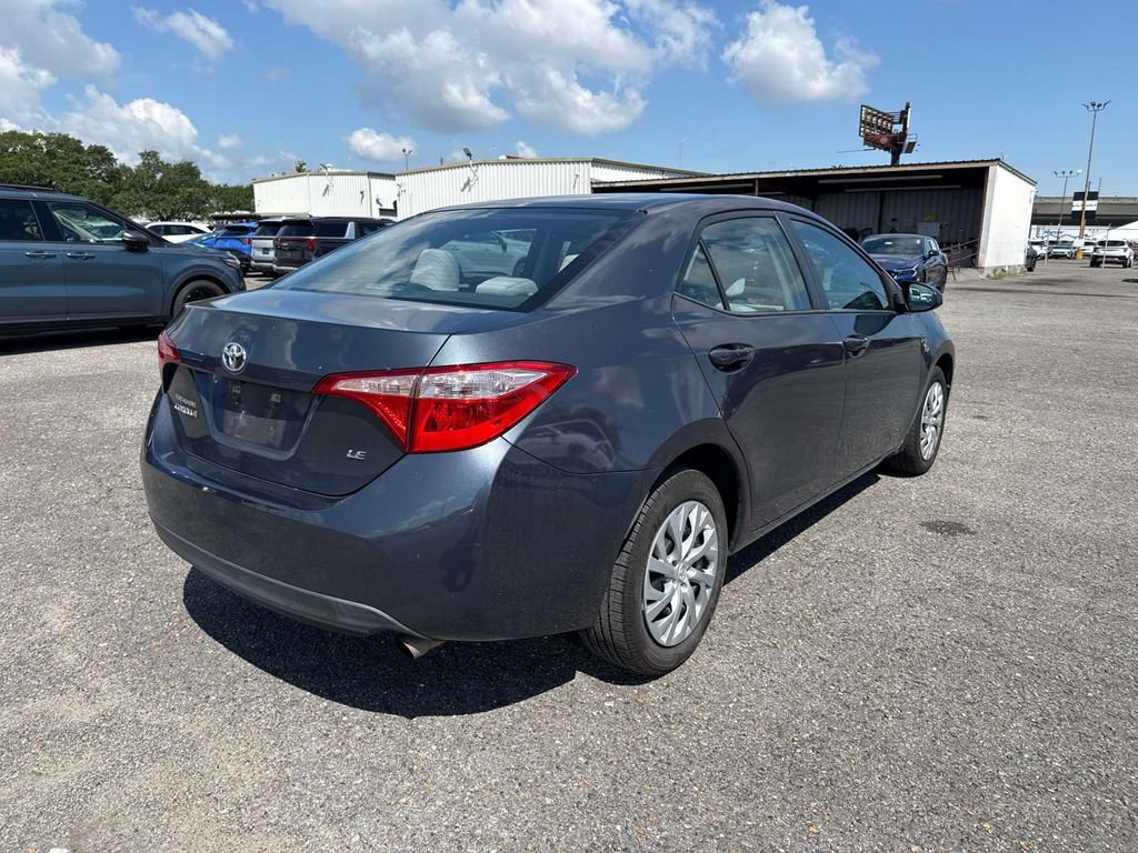 Used 2018 Toyota Corolla LE FWD image 7