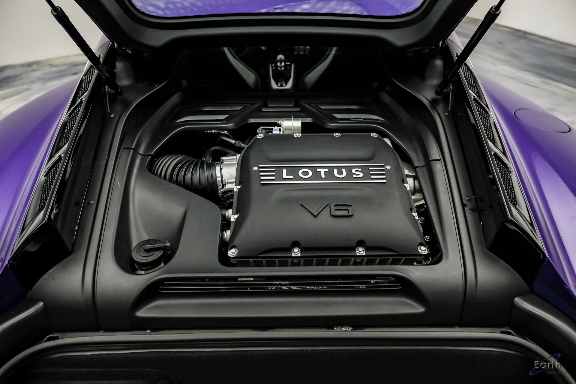 New 2026 Lotus Emira V6 SE RWD image 3