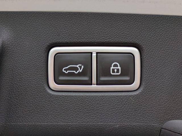 Used 2023 Kia Sorento SX Prestige image 14