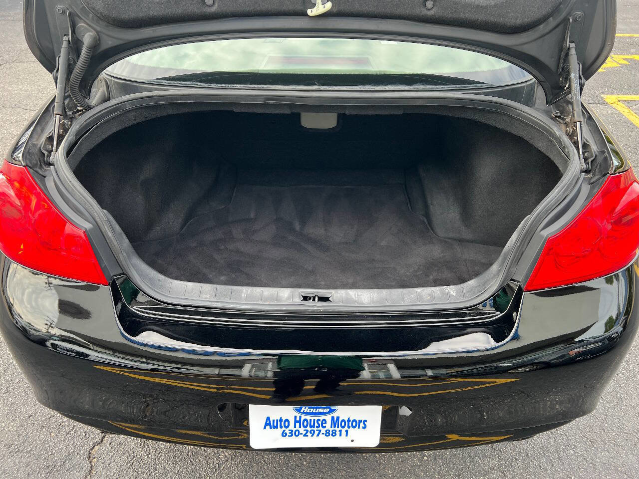 Used 2011 INFINITI G37 x Sedan AWD/4WD image 14