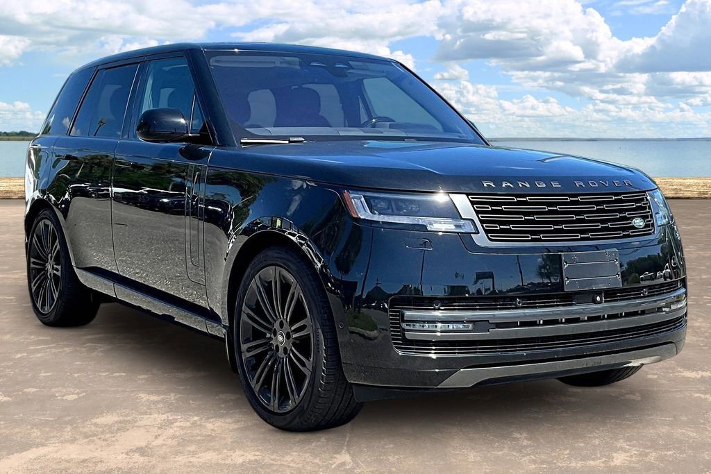 Used 2023 Land Rover Range Rover SE AWD/4WD image 3