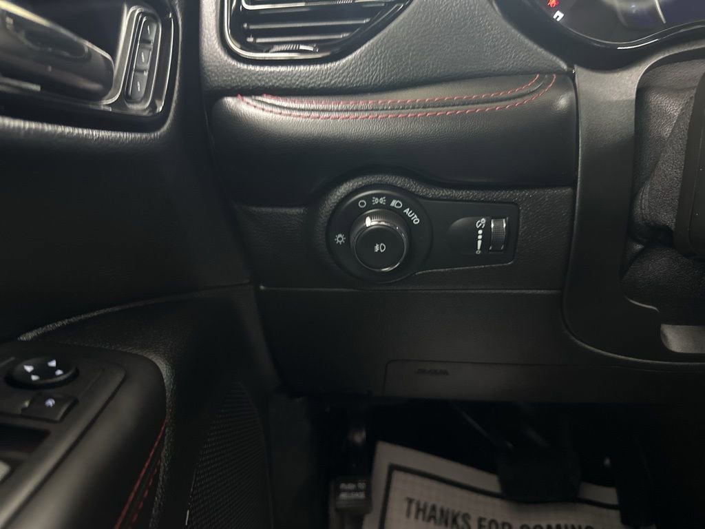 Used 2023 Dodge Durango GT image 39