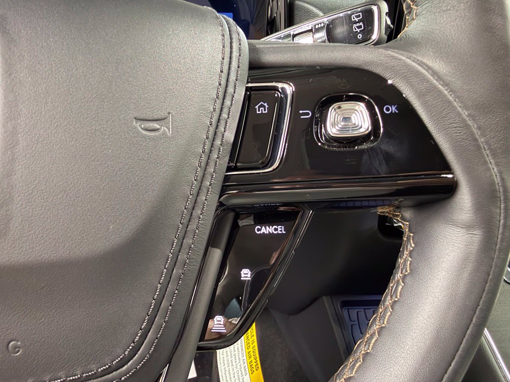 New 2027 Lincoln Aviator Reserve AWD/4WD image 16
