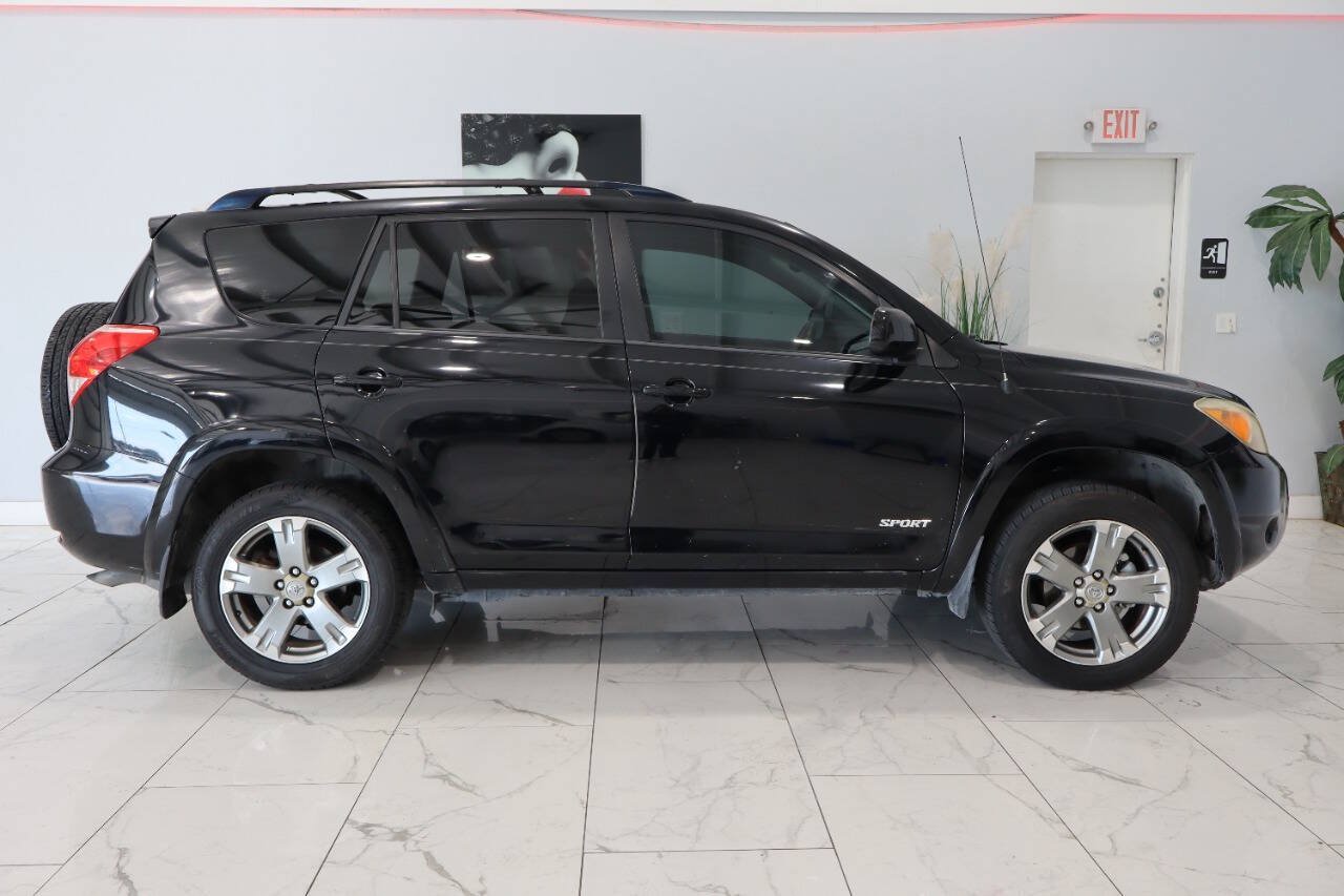 Used 2008 Toyota RAV4 Sport w/ Tow Prep Pkg FWD image 2