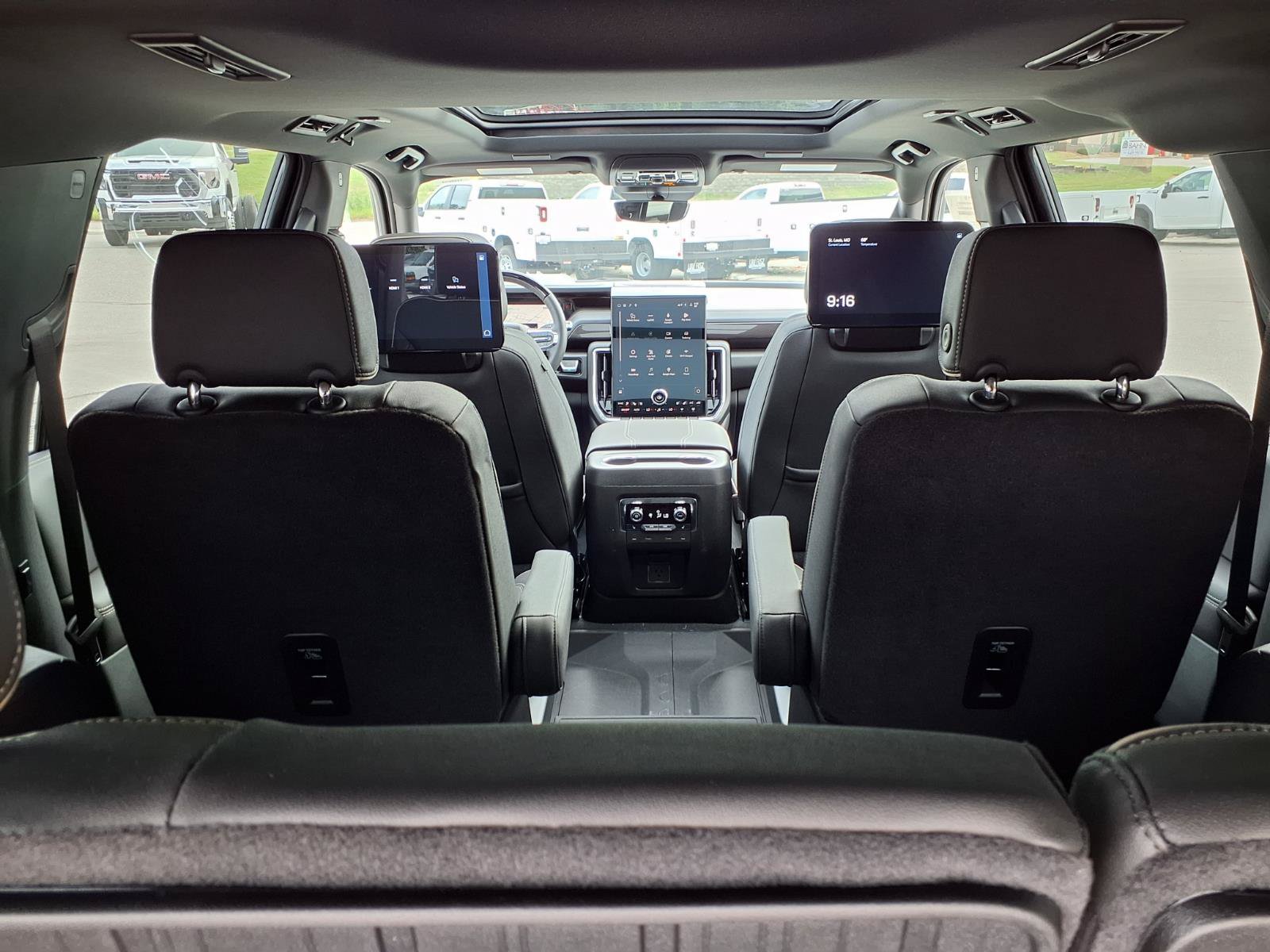 New 2027 GMC Yukon XL Elevation w/ Elevation Premium Package AWD/4WD image 25
