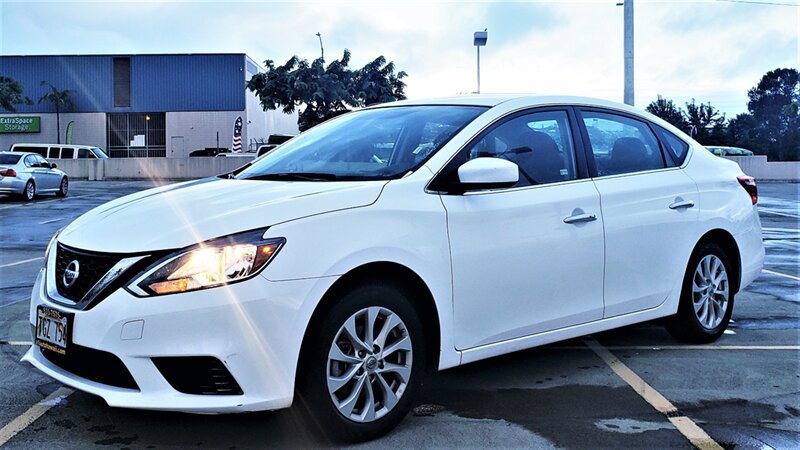 Used 2018 Nissan Sentra SV FWD image 1