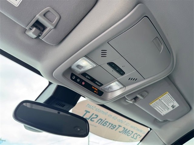 Used 2022 GMC Terrain SLT image 24