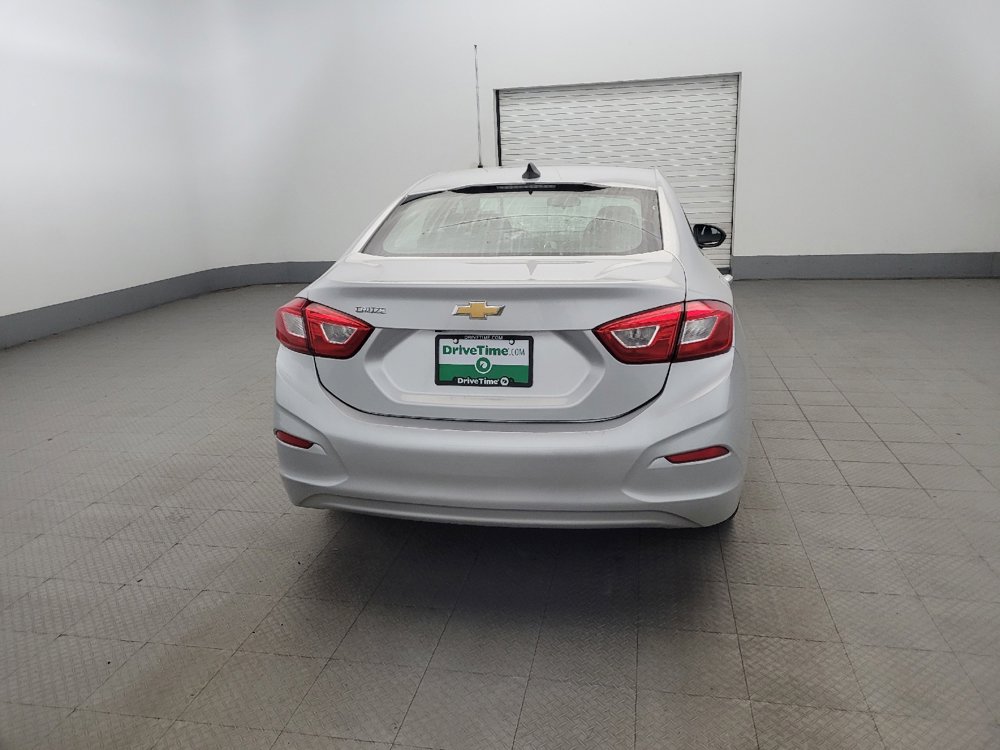 Used 2018 Chevrolet Cruze LS image 7