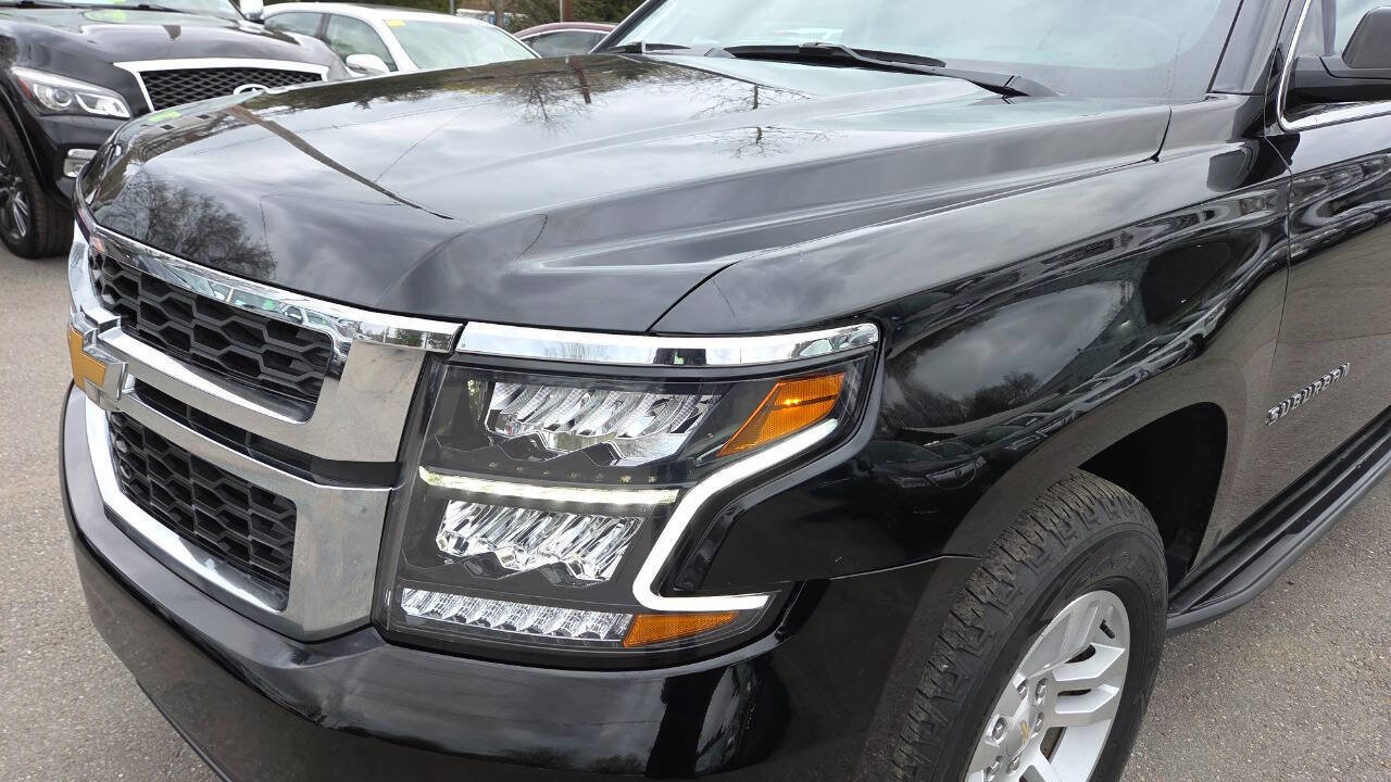 Used 2019 Chevrolet Suburban LT AWD/4WD image 22
