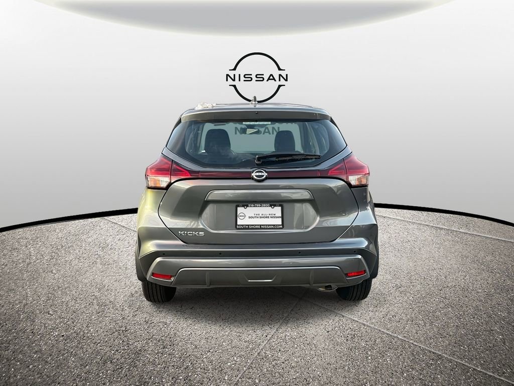 New 2025 Nissan Kicks Play S image 7