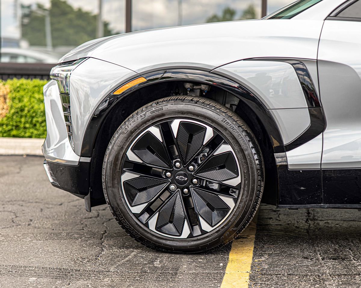 Used 2024 Chevrolet Blazer EV RS AWD/4WD image 8