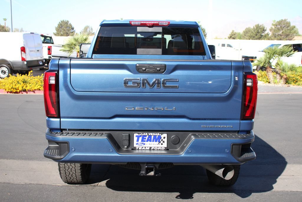 Used 2024 GMC Sierra 2500 Denali Ultimate w/ Max Trailering Package AWD/4WD image 7