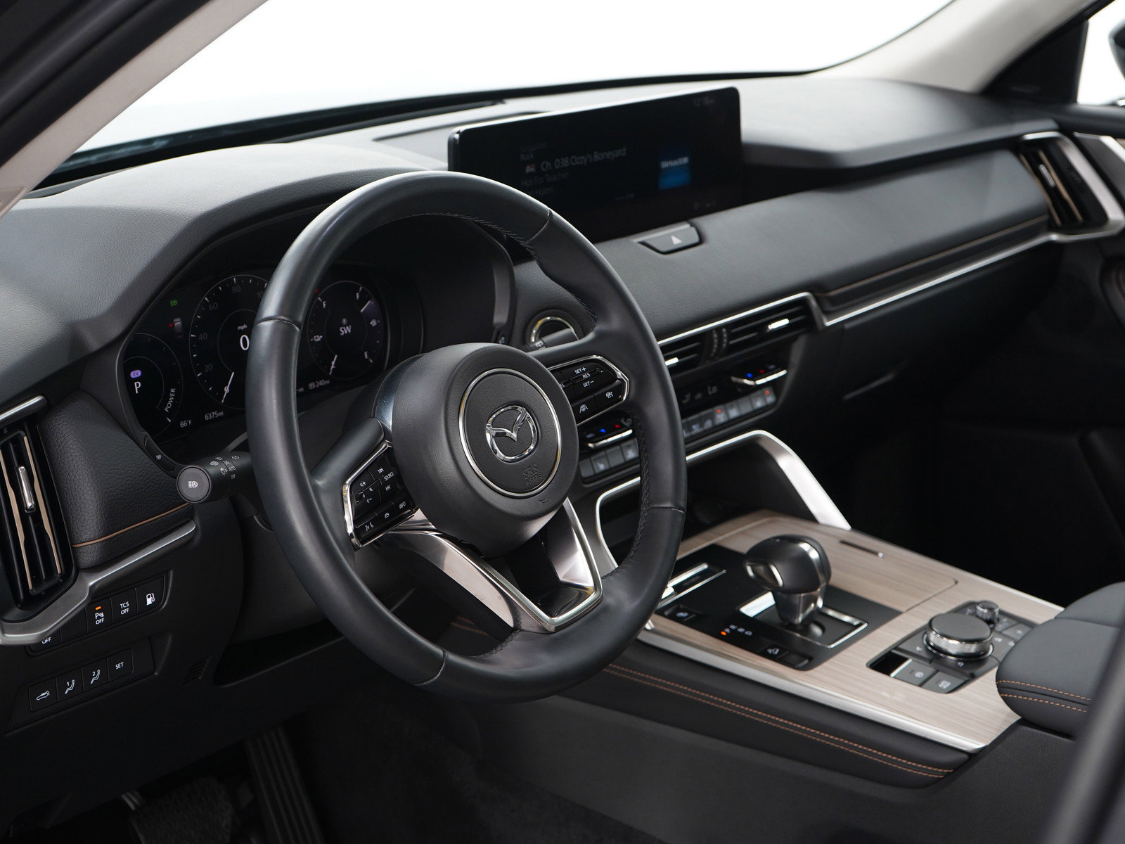 Certified 2025 MAZDA CX-90 Plug-In Hybrid w/Premium Sport image 25