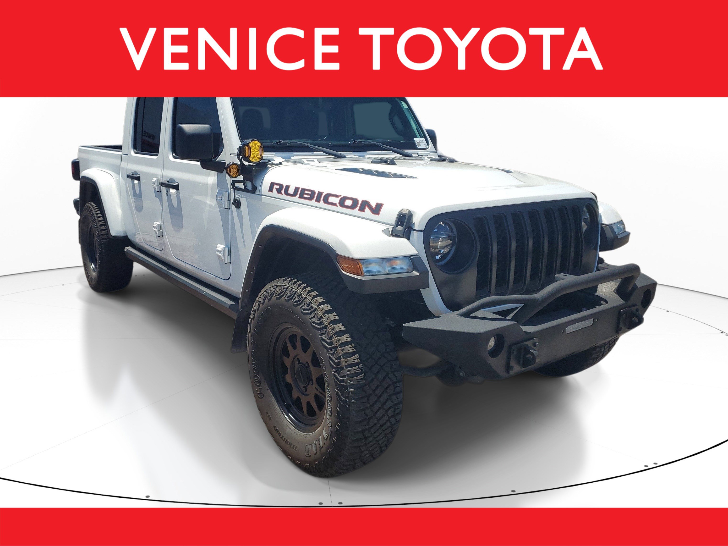 Used 2023 Jeep Gladiator Rubicon w/ Trailer Tow Package AWD/4WD image 1