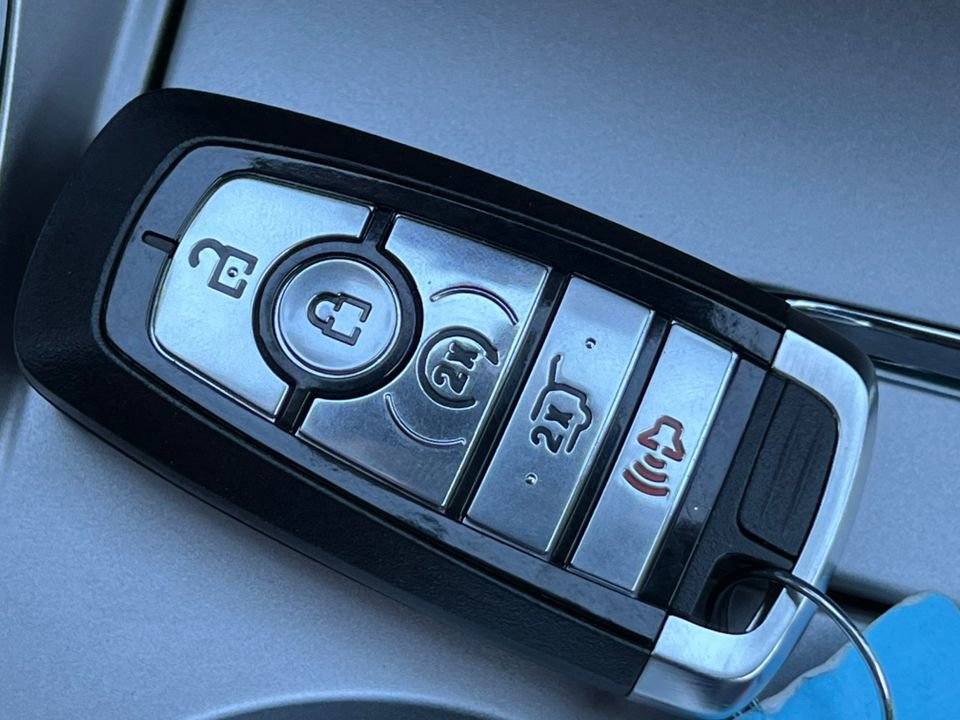 Certified 2023 Ford Explorer Limited w/ Limited Technology Package image 32