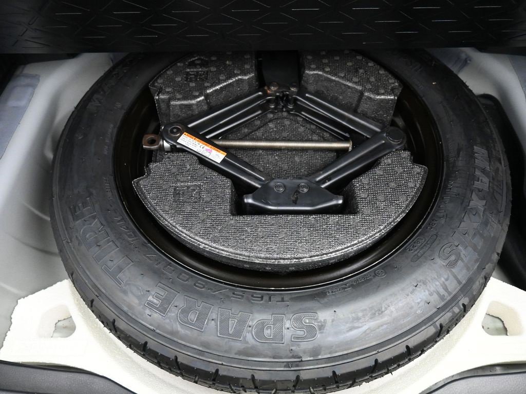 Certified 2022 Toyota RAV4 XLE image 23