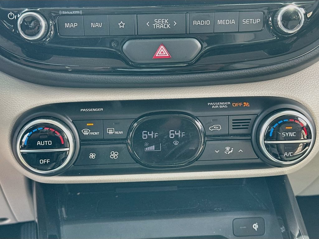 Certified 2024 Kia Soul EX FWD image 16