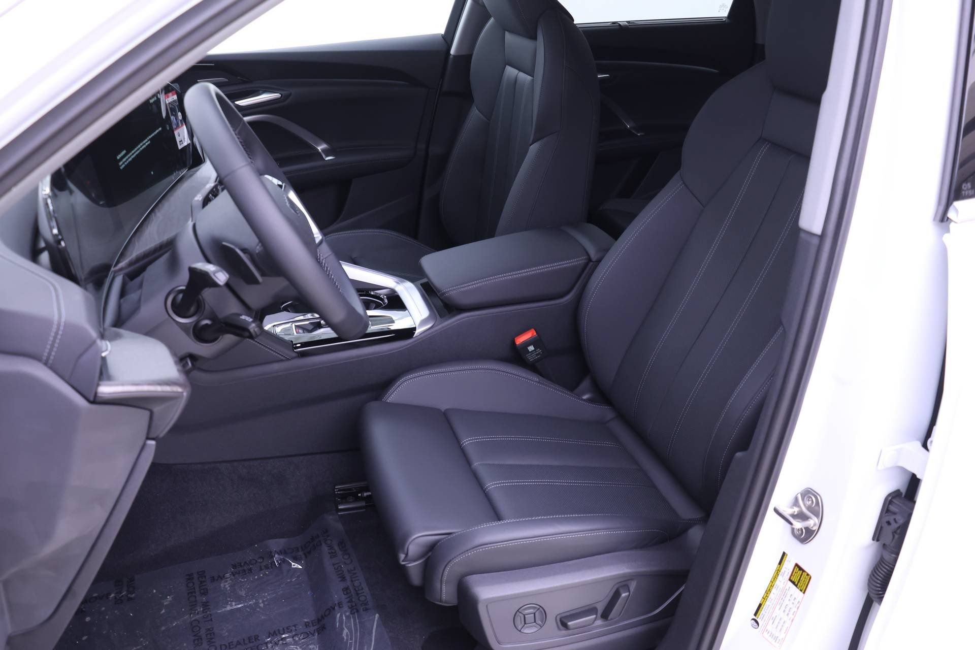 Used 2025 Audi Q5 Premium Plus AWD/4WD image 6