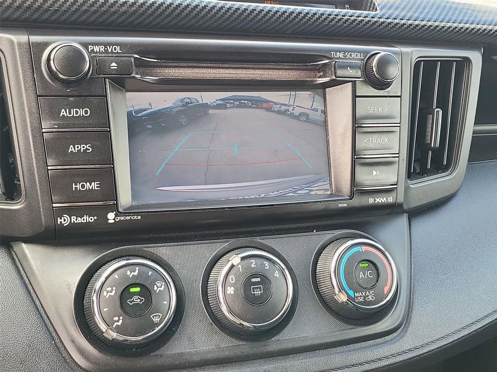 Used 2016 Toyota RAV4 LE image 7
